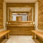Next To The Lift A 4 *
