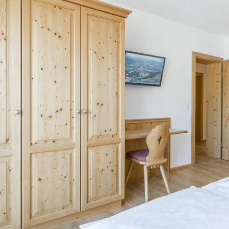 Next To The Lift A 4 * ブリクセン イン ターレ