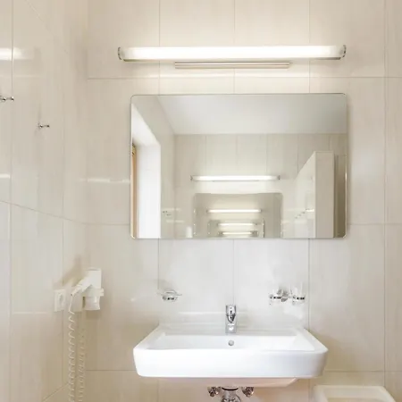 アパート Next To The Lift A 4 ブリクセン イン ターレ