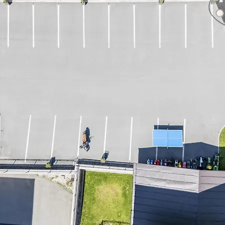 アパート Next To The Lift A 4 *